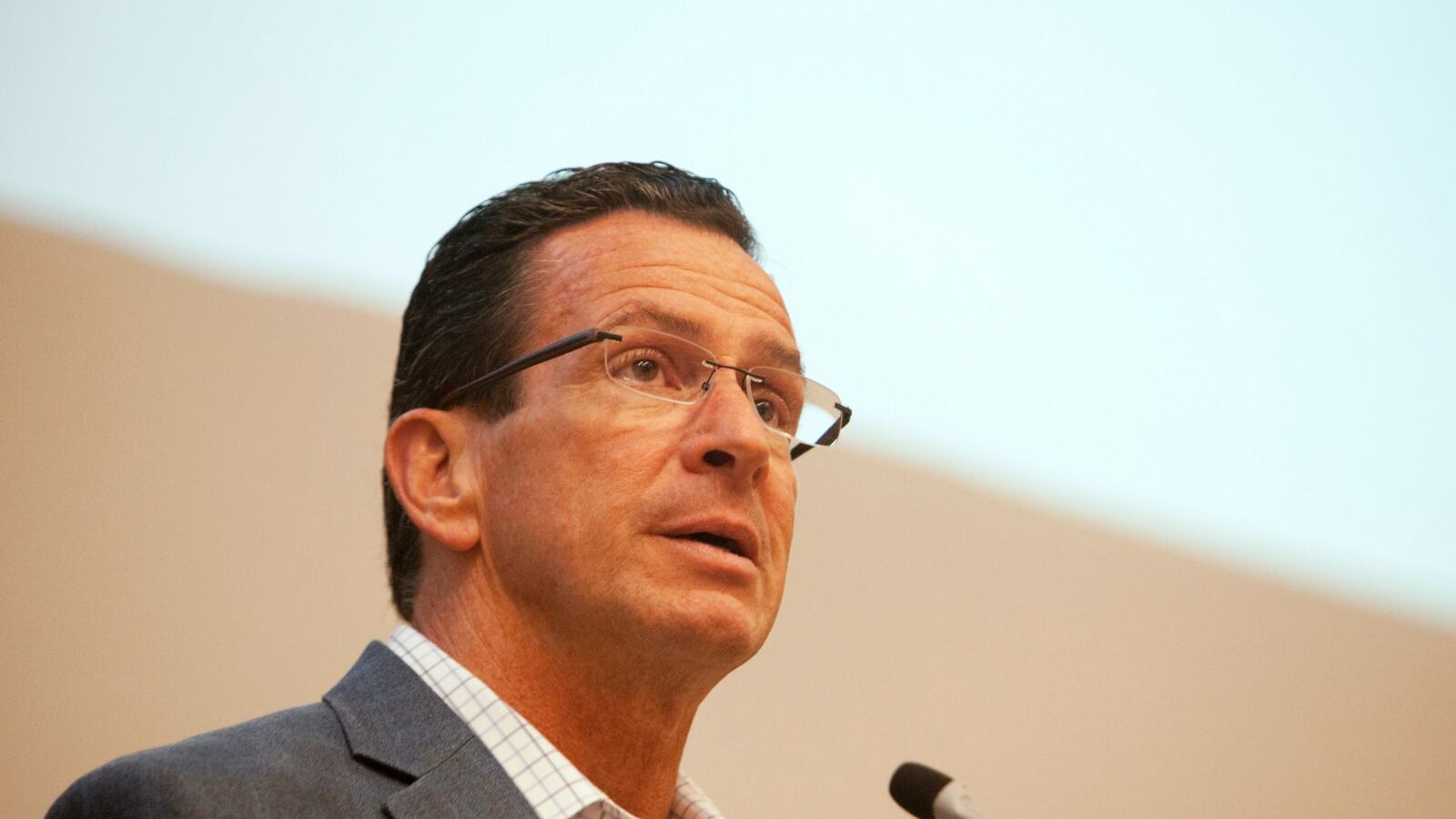 cheats/2015/12/10/gov-no-guns-for-terror-watch-listers/151210-dannel-malloy-cheat_gdo1dy