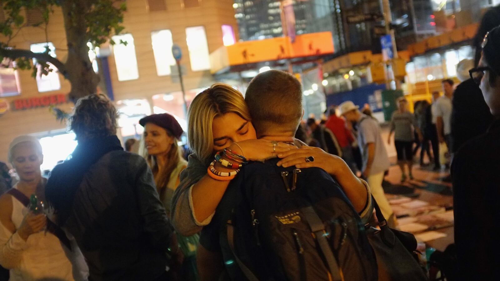 cheats/2011/10/27/ows-beats-tea-party-in-google-searches/love-at-ows-4gt_zoshse