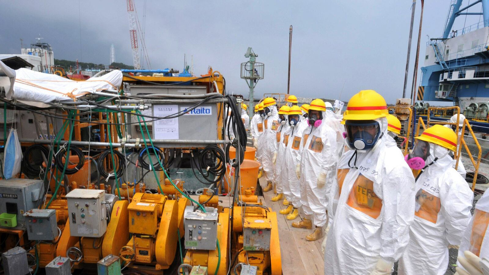 cheats/2013/09/02/japan-s-nuclear-tanks-leaking-again/130902-japan-nuclear-leak-cheat_jahdip