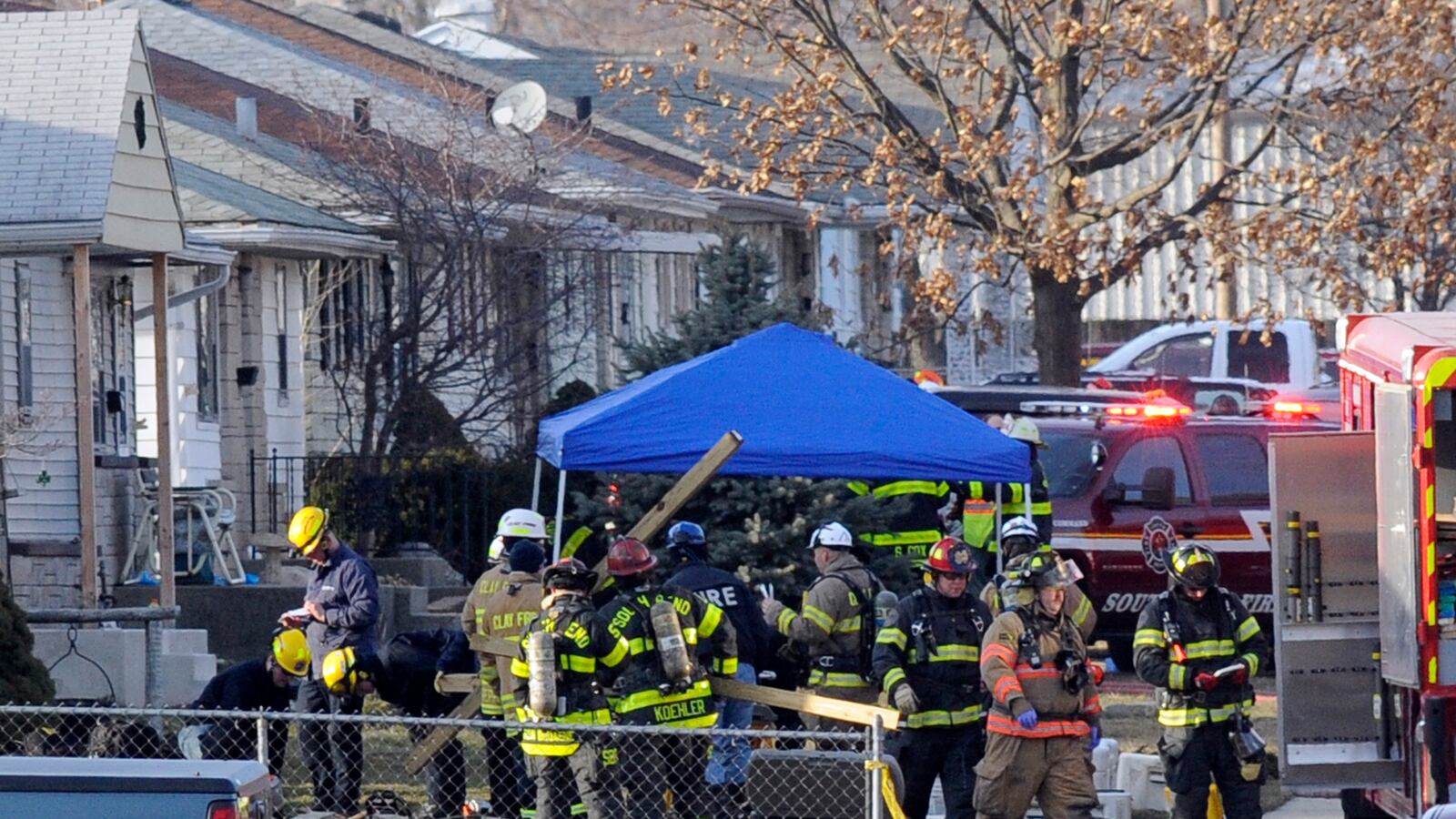 cheats/2013/03/17/private-plane-crashes-in-indiana/130317-indiana-plane-crash-cheat_isjn5v