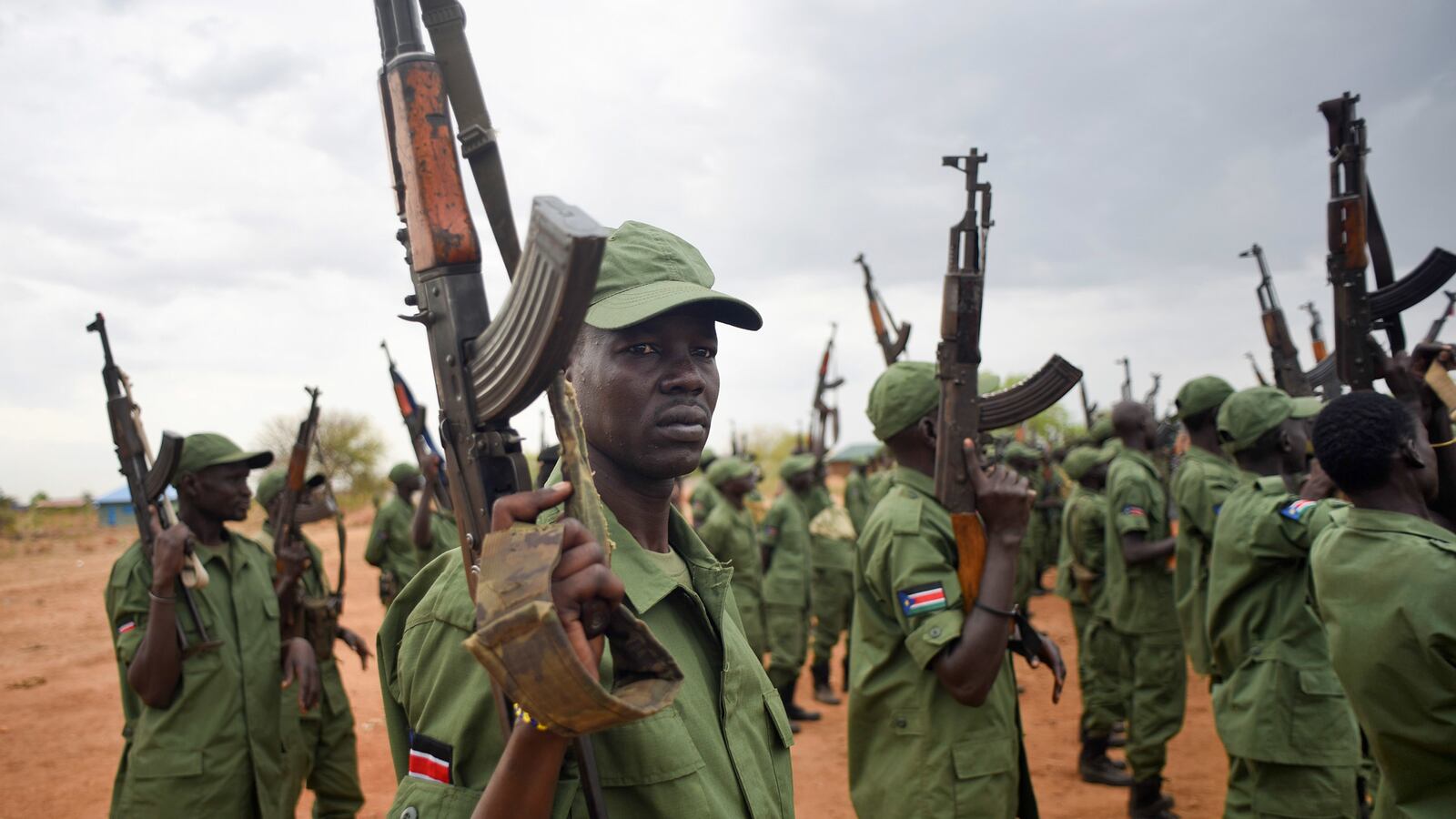 articles/2016/04/22/dirty-money-fuels-south-sudan-s-war0/160421-prendergast-south-sudan-tease_vouwjz