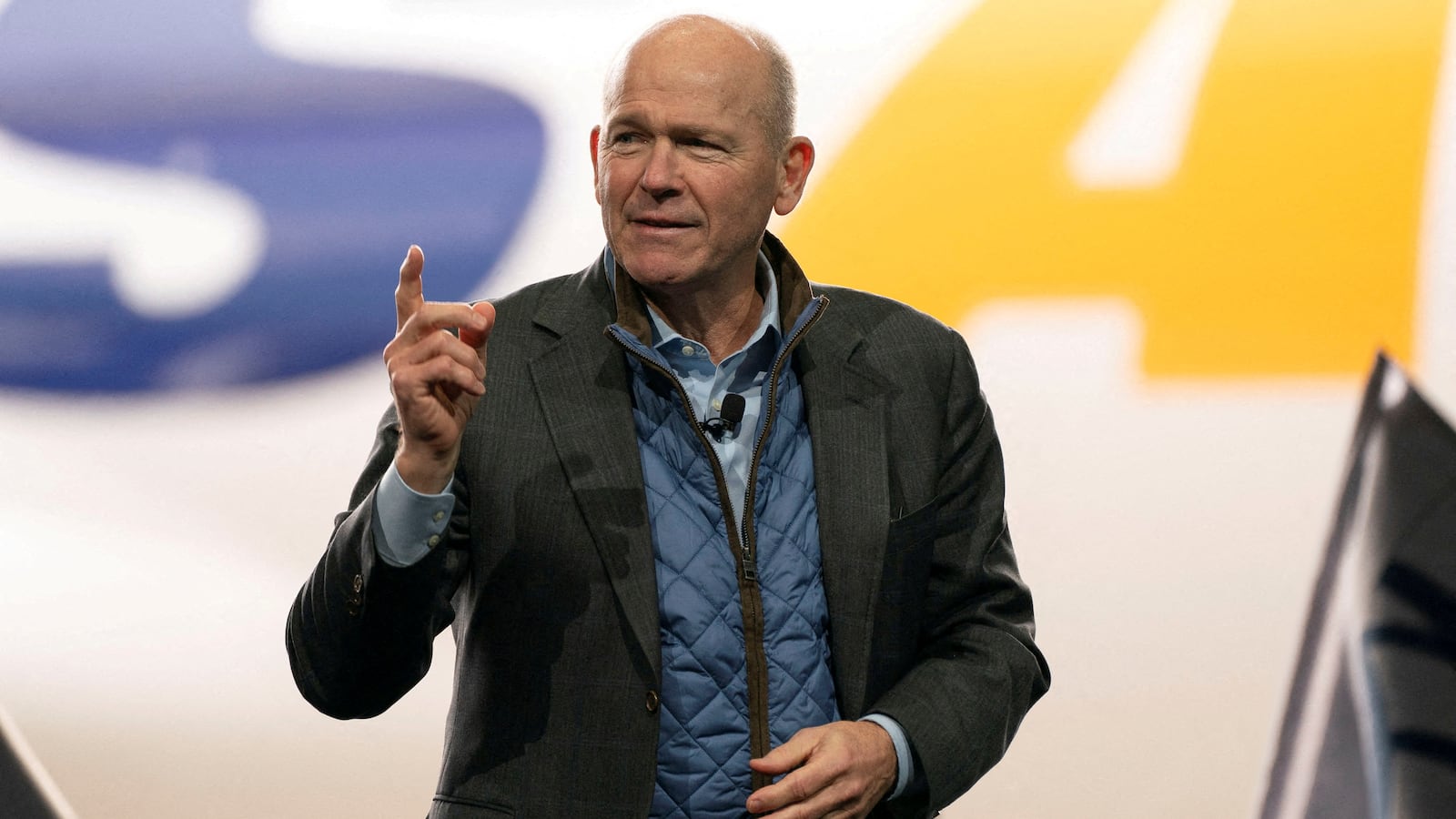 Dave Calhoun, CEO of Boeing, will step down at the end of 2024.