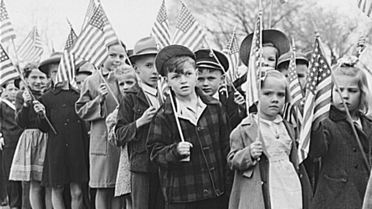 galleries/2012/05/27/memories-of-memorial-day-images-of-past-decoration-days-photos/vintage-memorial-day-teaser_ipjmyc