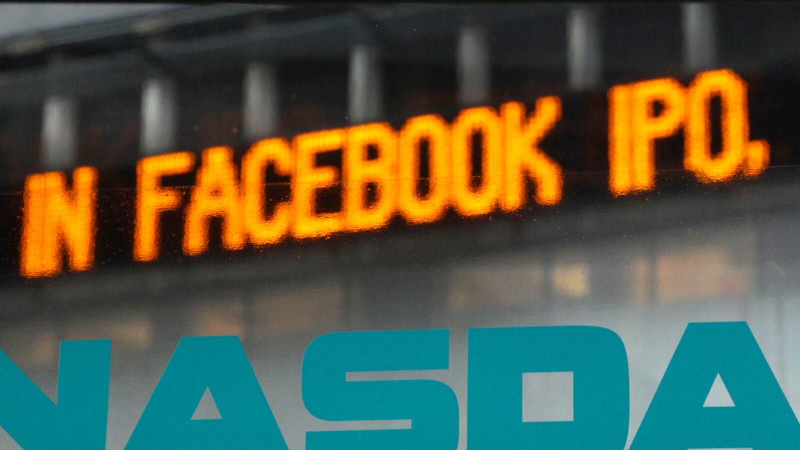 cheats/2012/05/17/facebook-sets-ipo-shares-at-38/facebook-ipo-38-cs_hnotlj