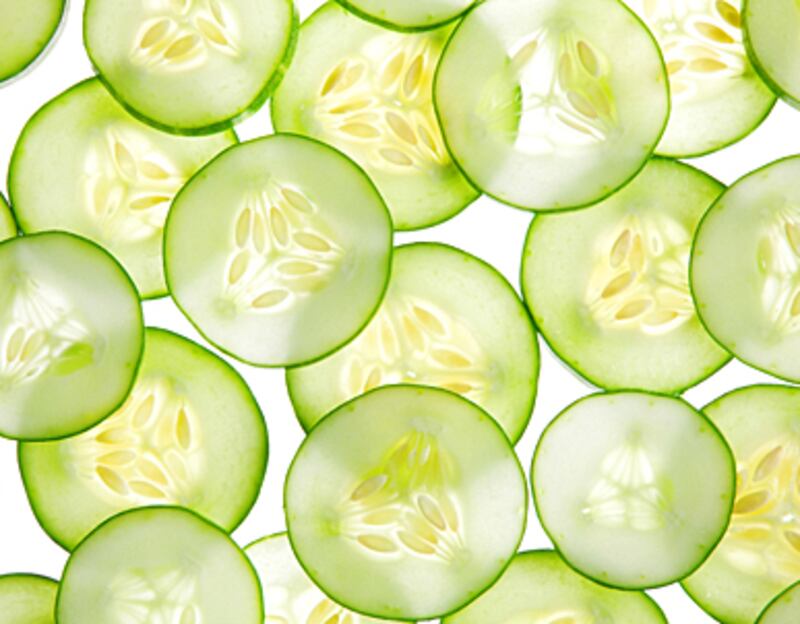 articles/2011/04/19/a-savory-spring-picnic/deen-bros-cucumber-sangria_174423_uicxtb