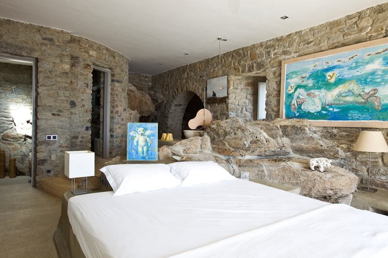 galleries/2013/03/08/omg-i-want-this-house-mykonos-photos/130307-omg-greece8_fchpg2