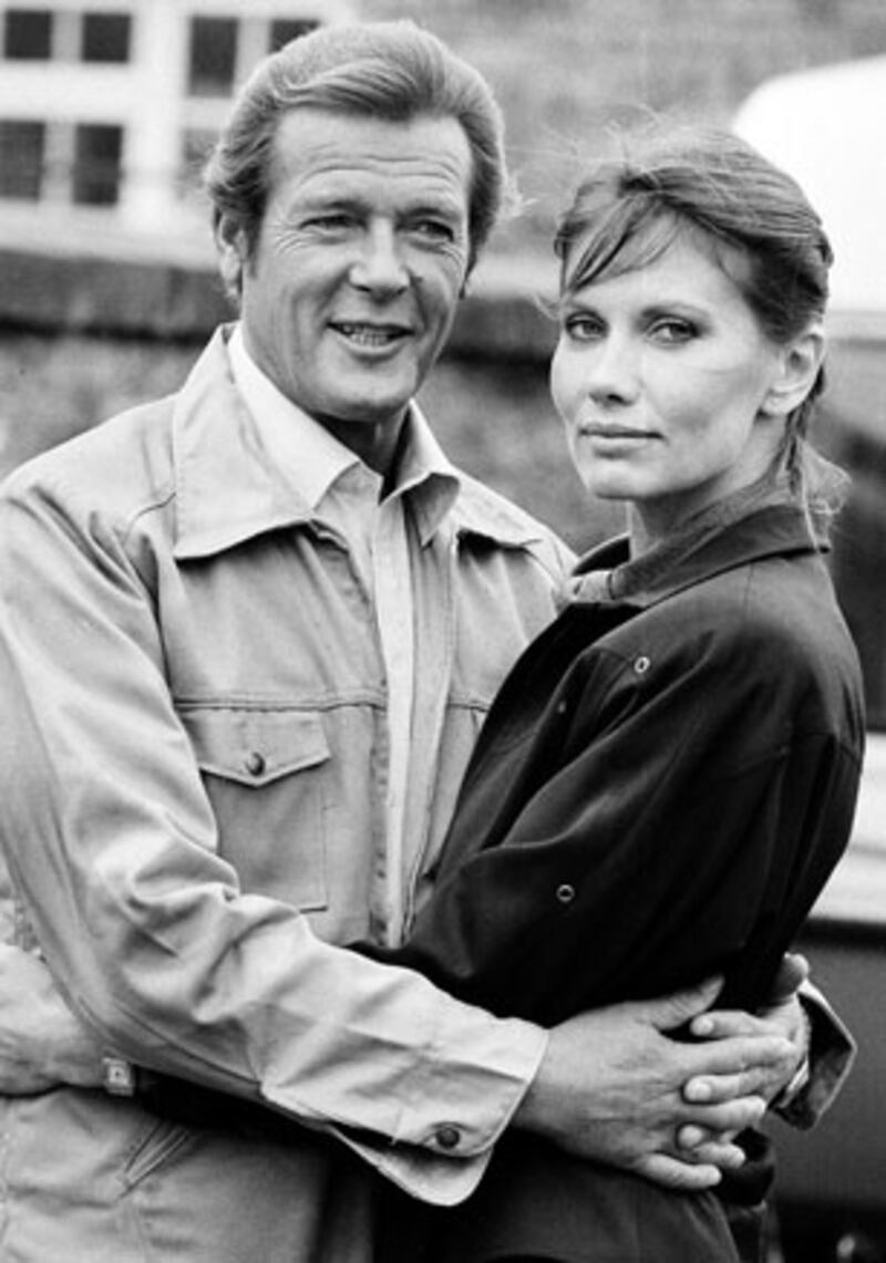 galleries/2010/03/21/the-bond-girl-curse/bond-girl-curse---maud-adams_hrvvgl