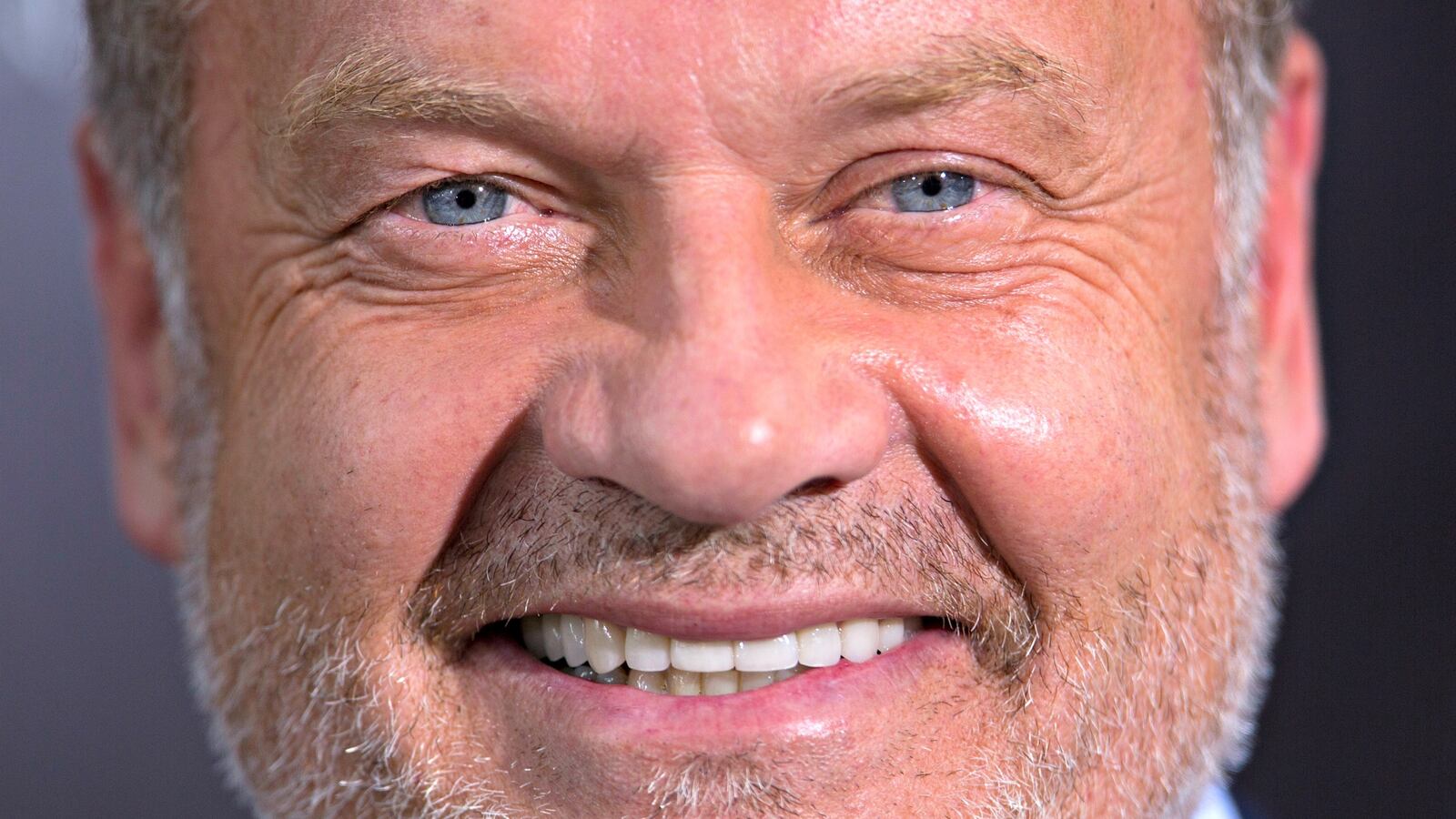 cheats/2016/04/22/secretive-hollywood-gop-group-dissolves/160422-kelsey-grammer-friends-of-abe-cheat_obt1lw