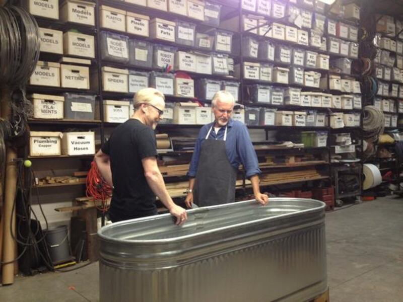 galleries/2012/10/06/diane-sawyer-ashlee-simpson-more-celebrity-twitter-pictures-photos/adam-savage_qmgcqd