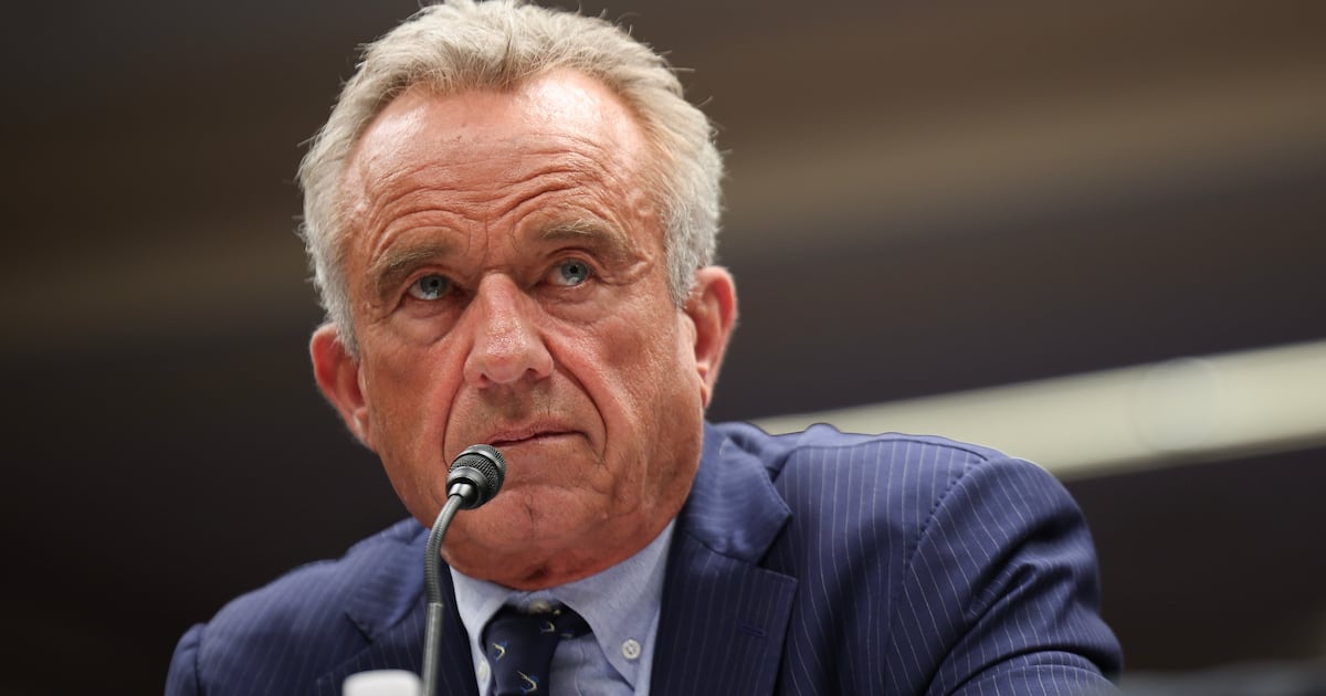 Scientists Freak Out as Robert F. Kennedy Jr.’s CDC Makes Jaw-Dropping Vaccine U-Turn