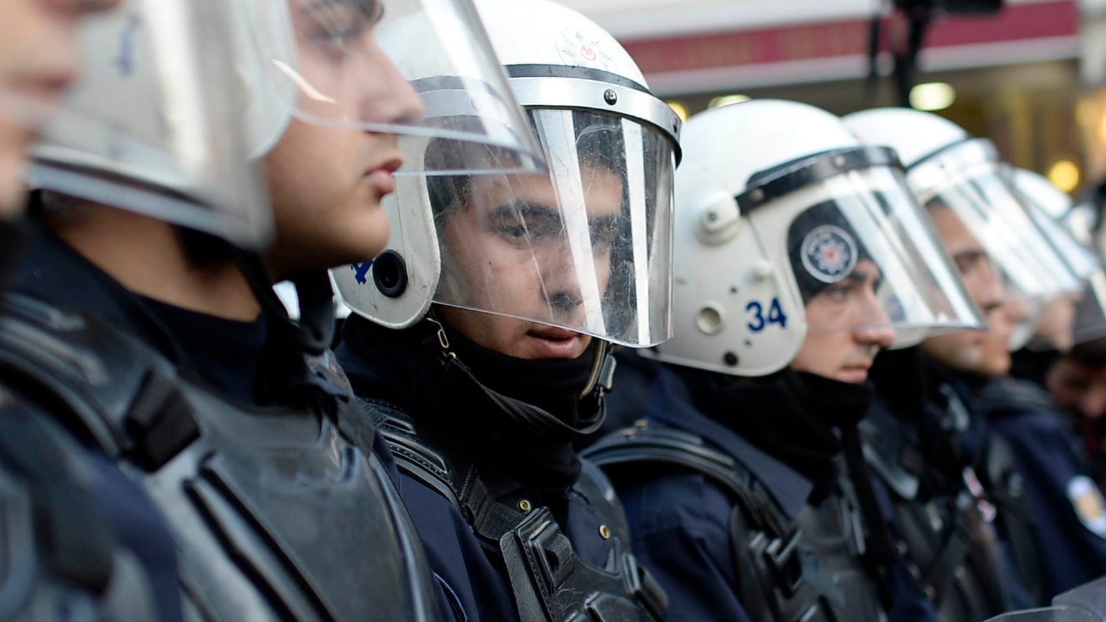 articles/2015/10/26/the-isis-war-inside-turkey-is-escalating/151026-Seibert-turkey-isis-tease_rvft2w