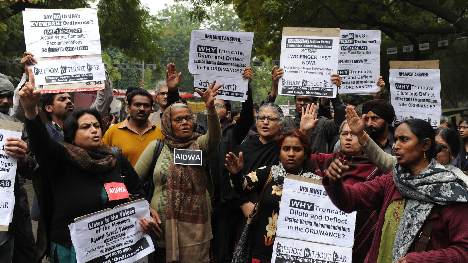 cheats/2013/02/04/india-toughens-sex-crime-laws/130204-india-toughens-rape-laws-cheat_d7xue6