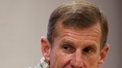 articles/2010/06/22/why-obama-must-fire-gen-mcchrystal-over-rolling-stone-quotes/hoge-mcchrystal_108816_dzmjmg