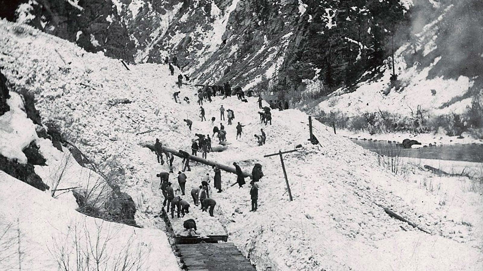 190405-effinger-blizzard-tease_diepfm