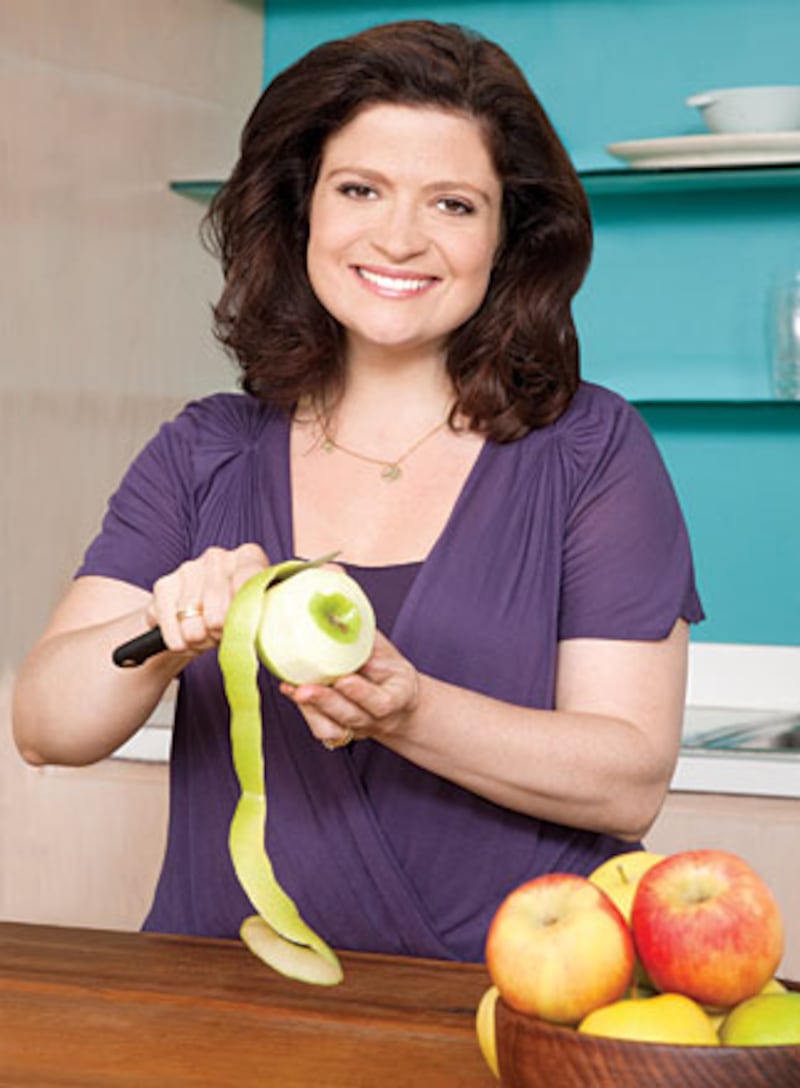 galleries/2009/11/10/the-next-food-network-stars/food-network---alex-guarnaschelli_uqvmjl