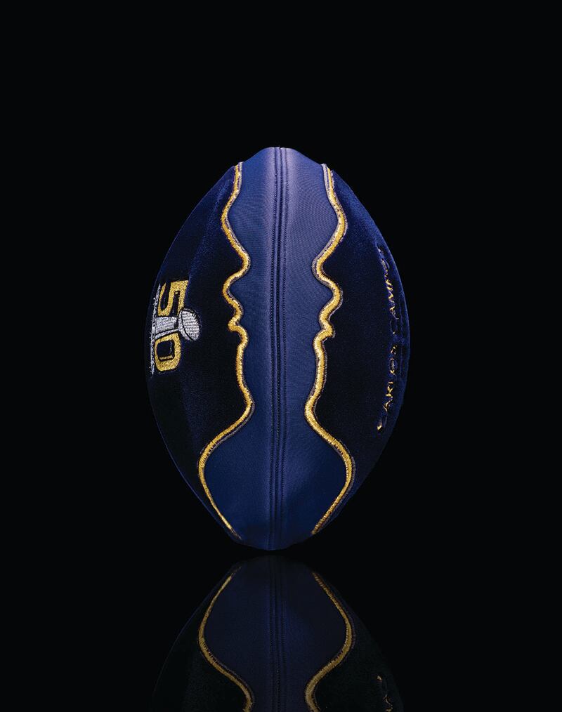 galleries/2016/02/06/12-bejeweled-footballs-you-won-t-want-to-fumble/160205-artist-footballs-03_kxjpd1