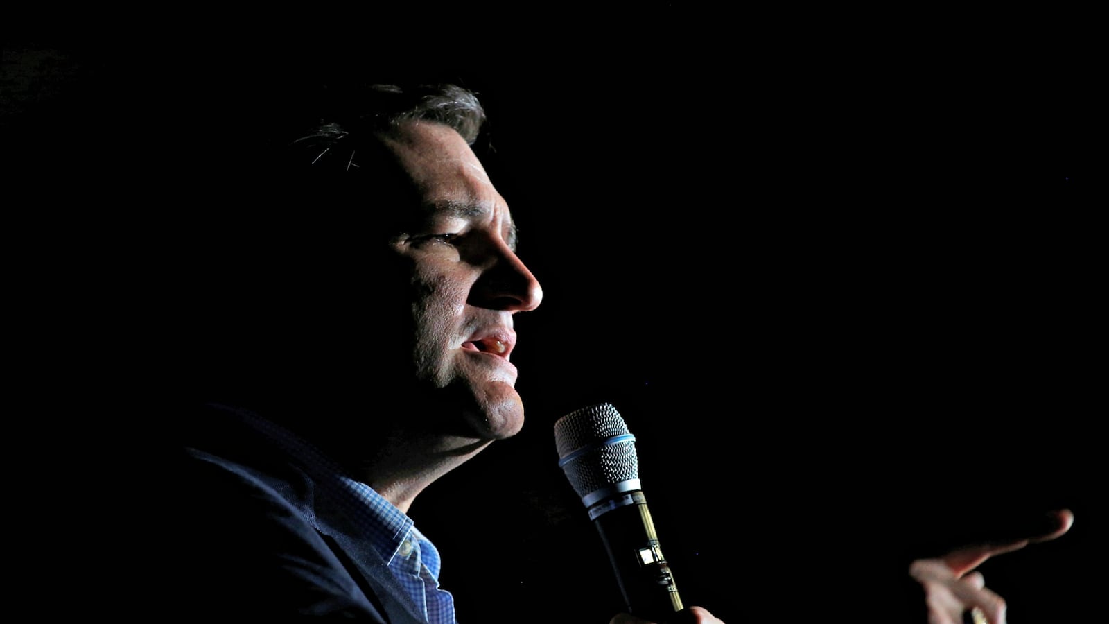 cheats/2016/05/03/cruz-explodes-trump-a-pathological-liar/160503-ted-cruz-trump-cheat_b7hma0