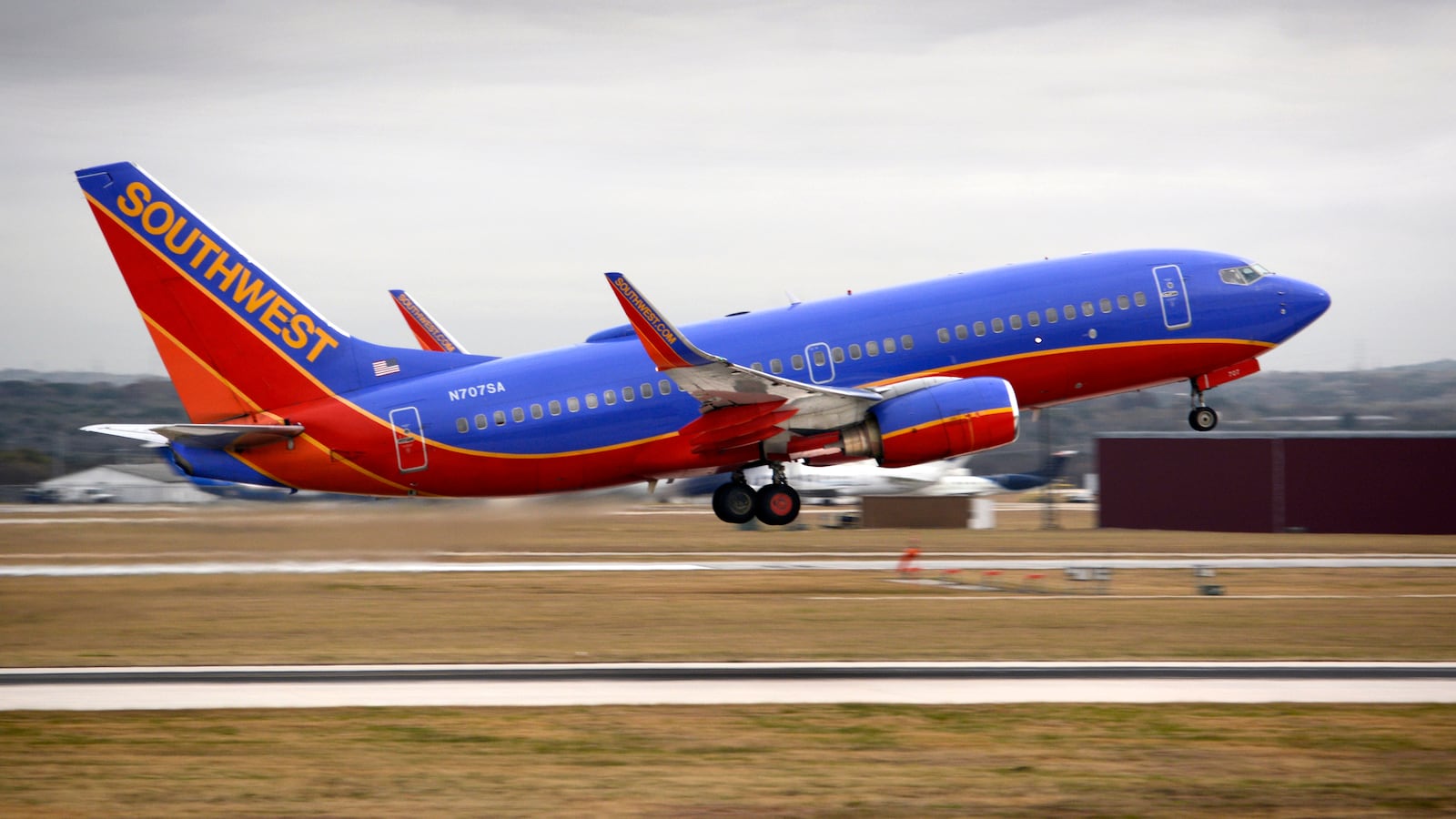 Southwest Airlines adds a new cockpit-alert safety tool to almost all its aircrafts.