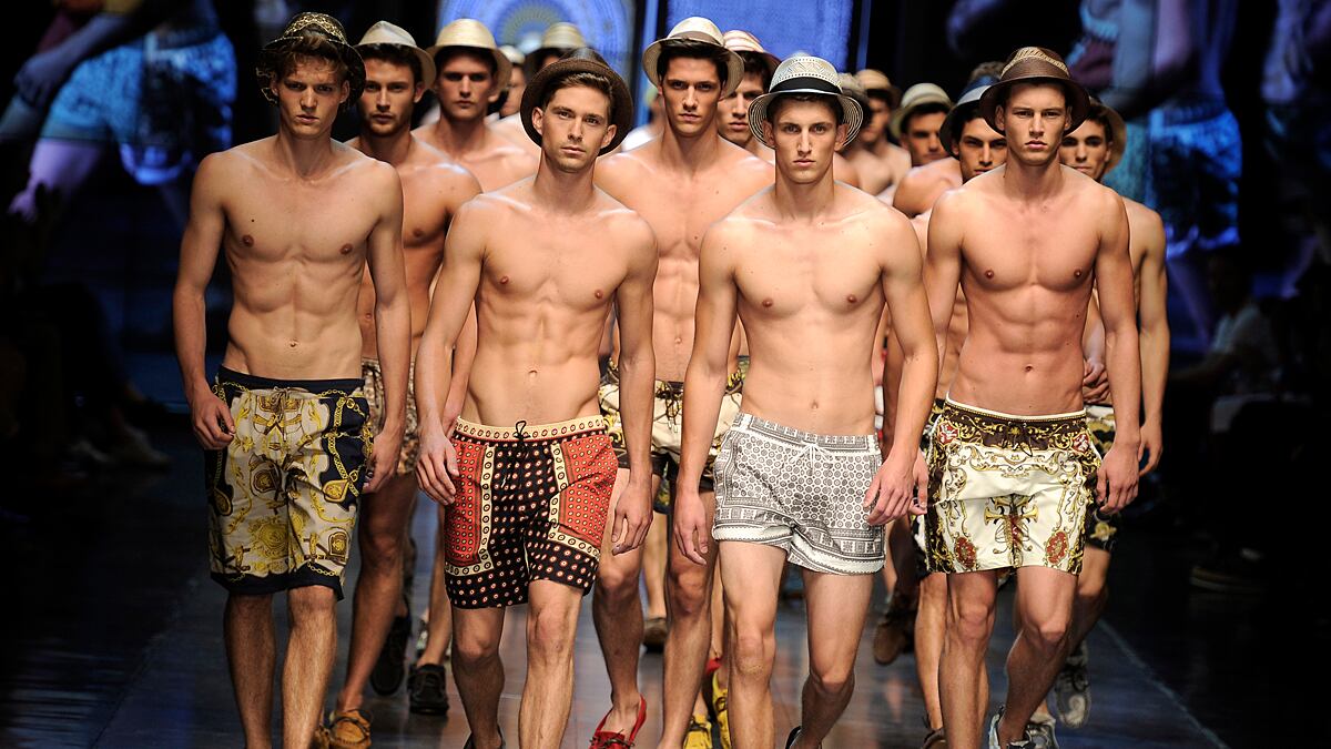articles/2011/06/21/prada-burberry-dolce-gabbana-short-shorts-at-spring-2012-milan-men-s-fashion-week/dolce-gabana-group-short-shorts-tease_e5snke