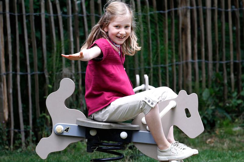 galleries/2012/12/04/prince-william-kate-middleton-s-baby-more-royal-tots-photos/next-generation-royals-princess-elizabeth-of-belgium_wtdumi