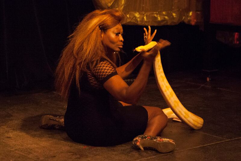 galleries/2016/09/05/behind-the-scenes-of-the-coney-island-sideshow/160902_coney_island_11_js9zwo