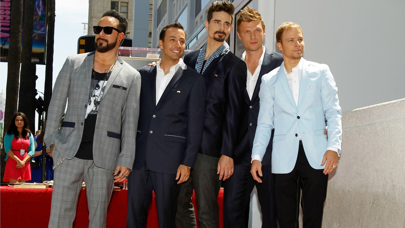 cheats/2016/10/12/backstreet-boys-to-trump-stop-using-i-want-it-that-way/161012-backstreet-trump-cheat_yhuqqm