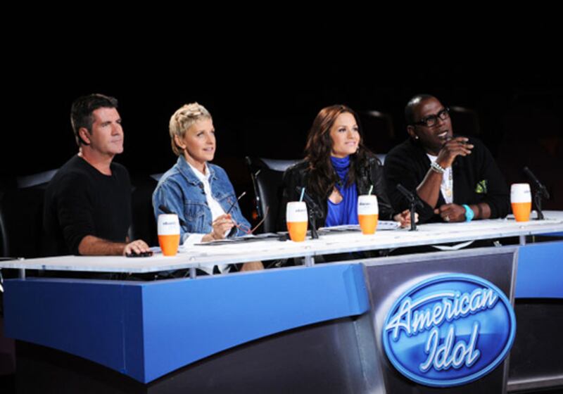 galleries/2010/02/11/the-week-in-culture/wic---ellen-on-idol_ohjija