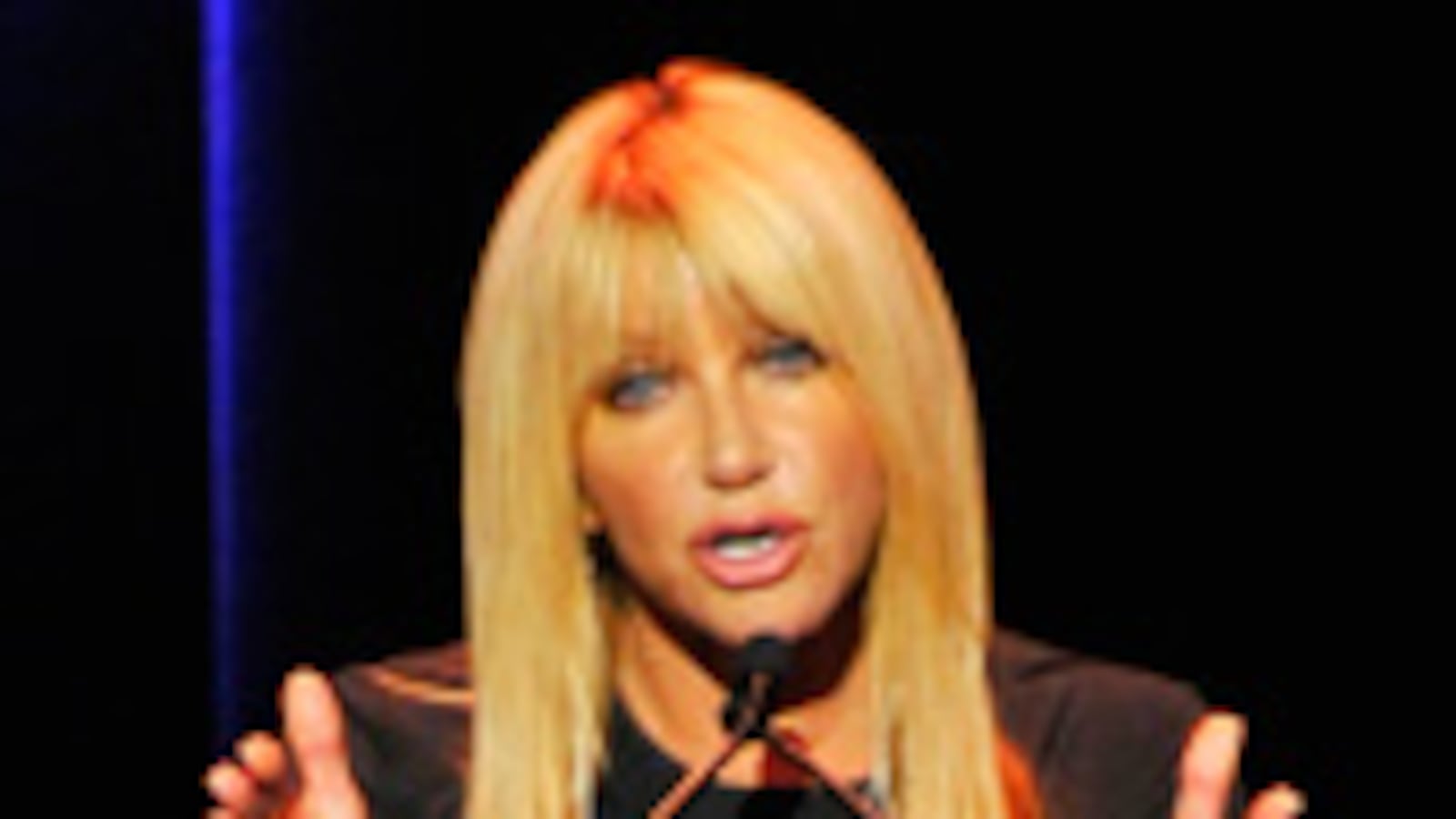 articles/2009/11/09/does-suzanne-somers-cause-cancer/ponser-somers_ydthr7