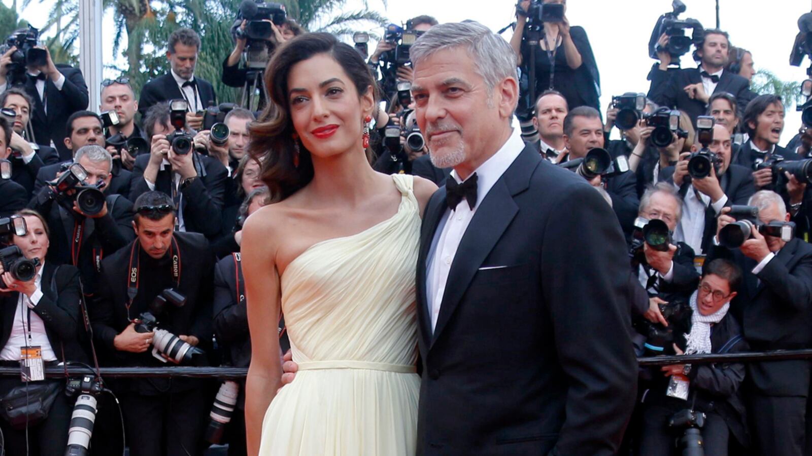cheats/2017/01/04/report-amal-and-george-clooney-expecting-twins/170104-clooney-amal-expecting-twins-cheat_uey1ud