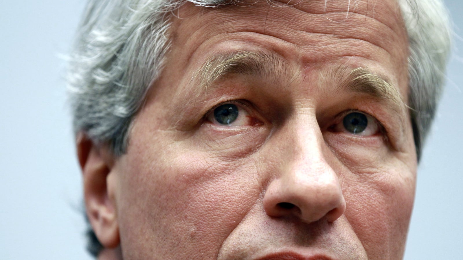 cheats/2013/05/21/dimon-to-remain-ceo-of-jpm/130504-dimon-bank-examiners-cheat_uawiup