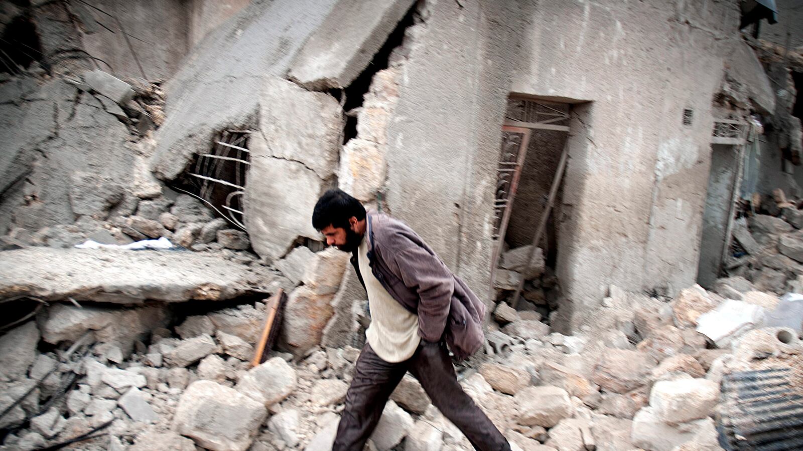 cheats/2013/03/19/report-syria-used-chemical-weapon/130223-gelb-save-syria-embed2_lgnstn