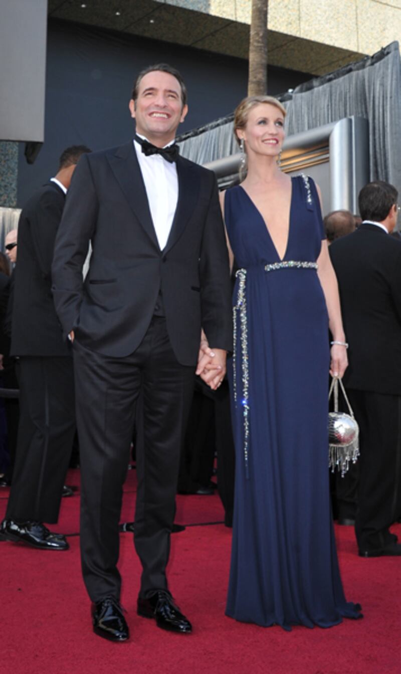 galleries/2012/02/26/viola-davis-michelle-milliams-george-clooney-best-dressed-of-the-oscars-red-carpet-photos/academy-awards-jean-dujardin_hvuwsp