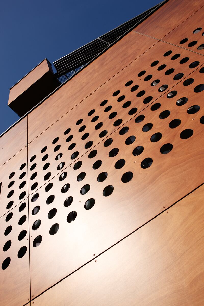 galleries/2013/02/25/omg-i-want-this-house-paris-photos/130222-omg-paris1_fvre2n