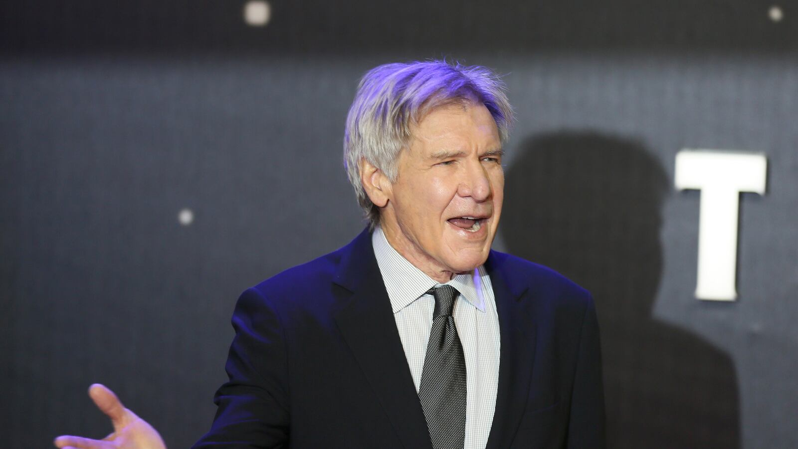 articles/2017/02/15/harrison-ford-nearly-crashes-vintage-plane-pasenger-jet/RTX1YZZB_1_oowwsb