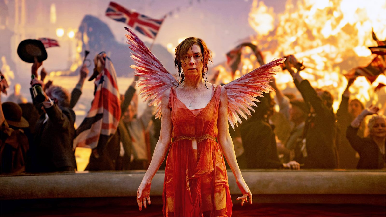 Julianne Nicholson in Dope Girls.