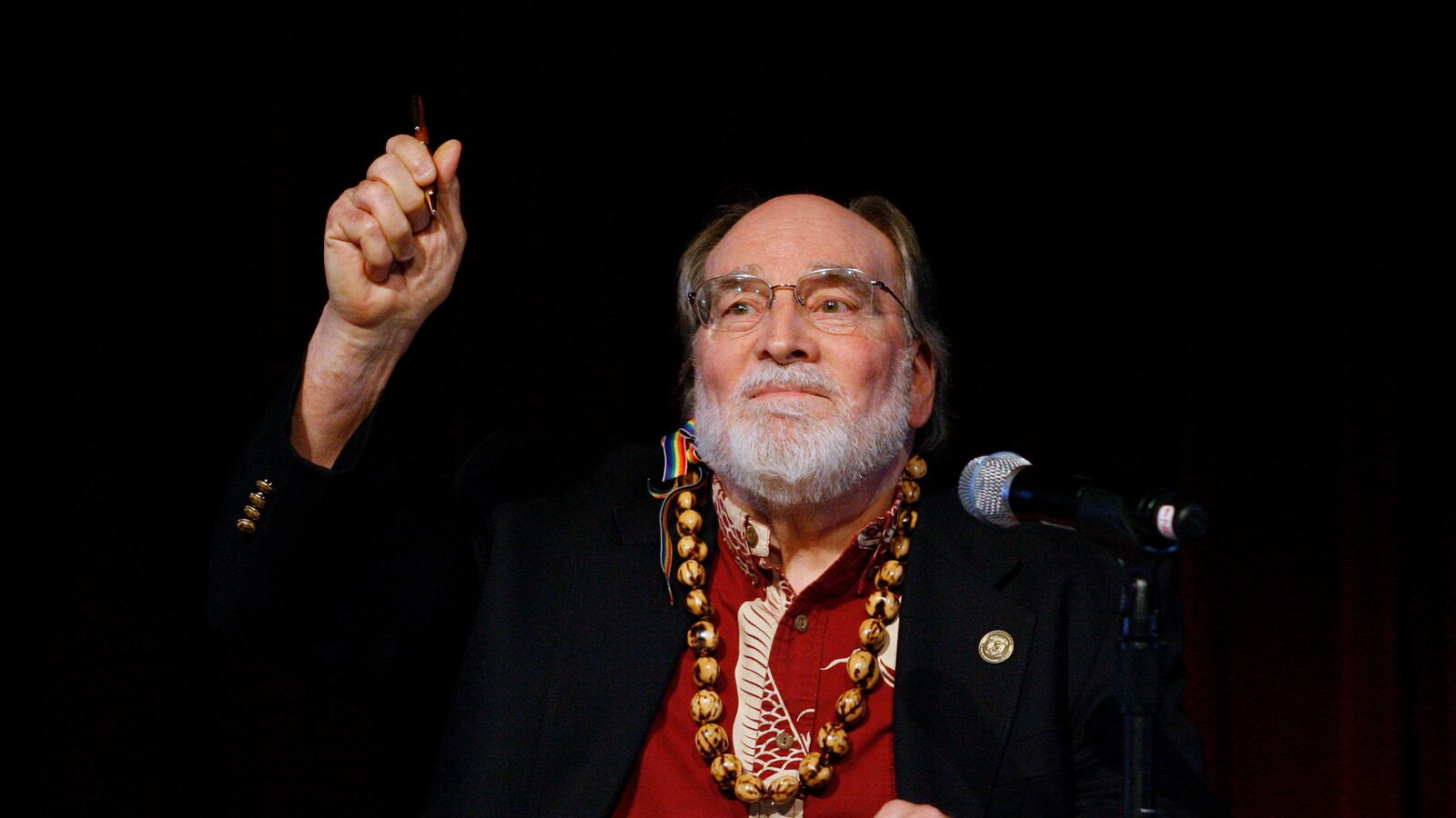 cheats/2014/08/10/hawaii-senate-primary-too-close-to-call/140810-abercrombie-cheat_it2gx0