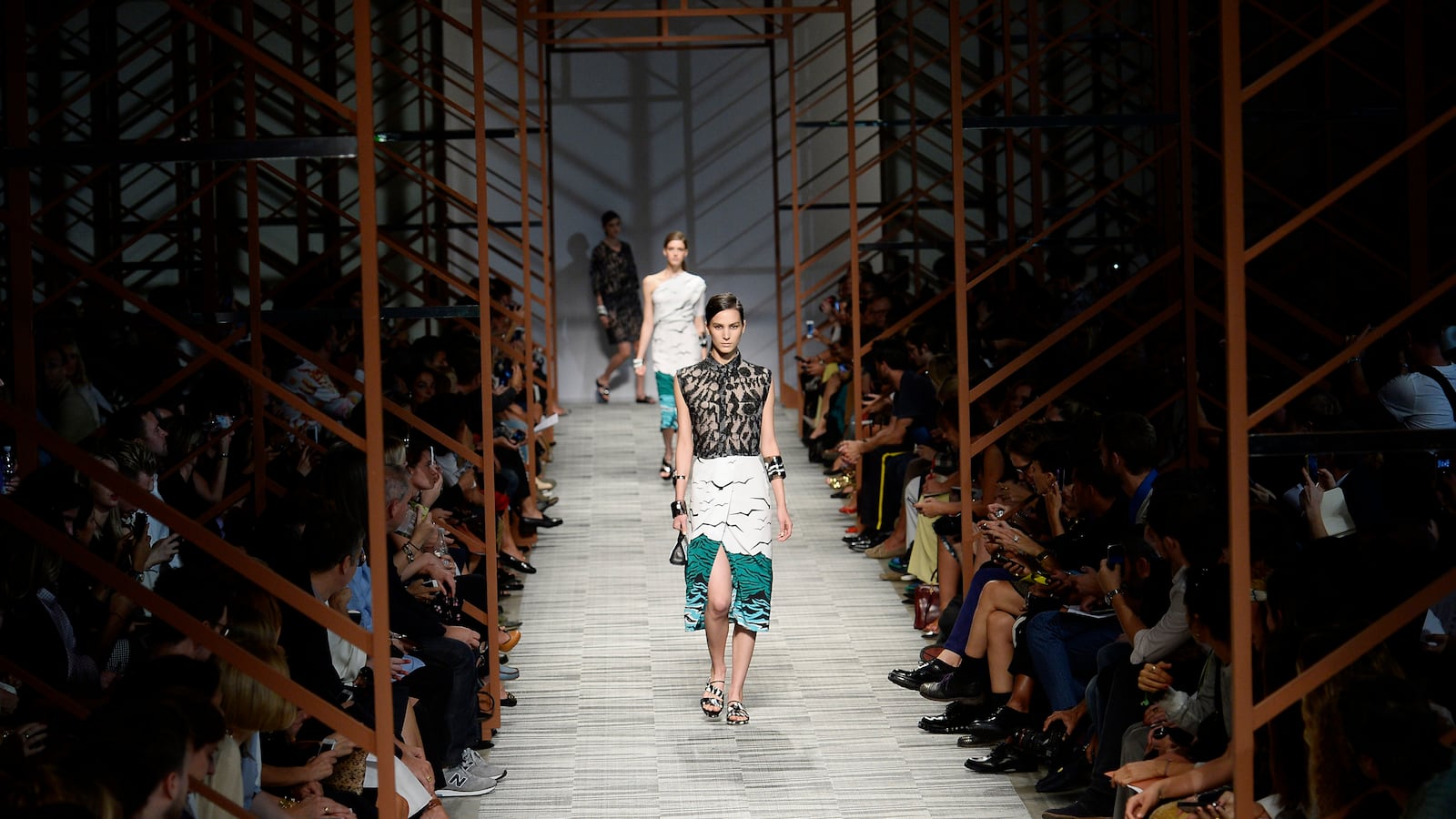 articles/2013/09/23/missoni-spring-summer-2014-pop-n-xotic/130923-missoni-fb-tease_lqpwup