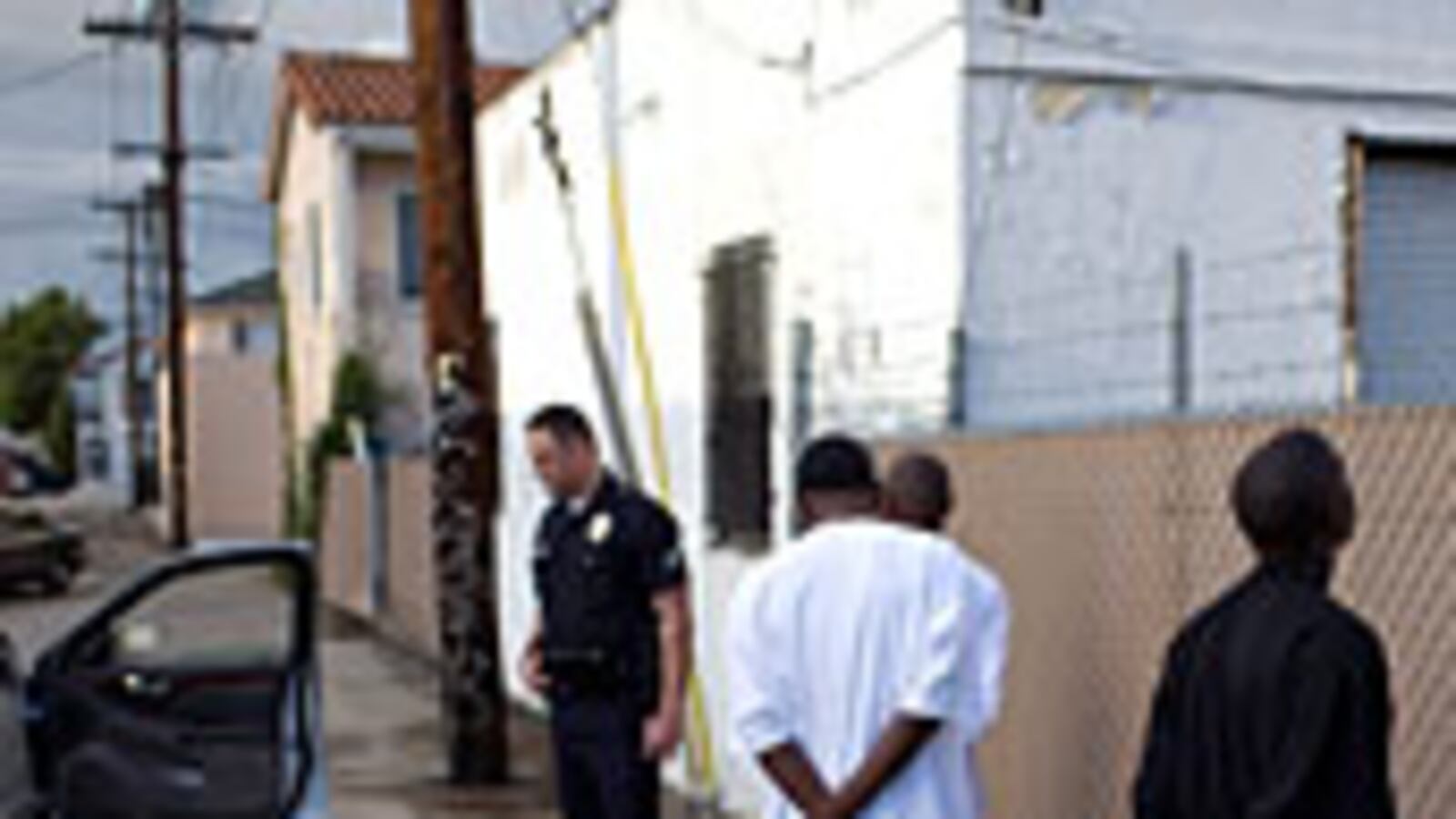 articles/2009/01/09/a-rage-in-oakland/crouch-black-crime_9988_u3jbih