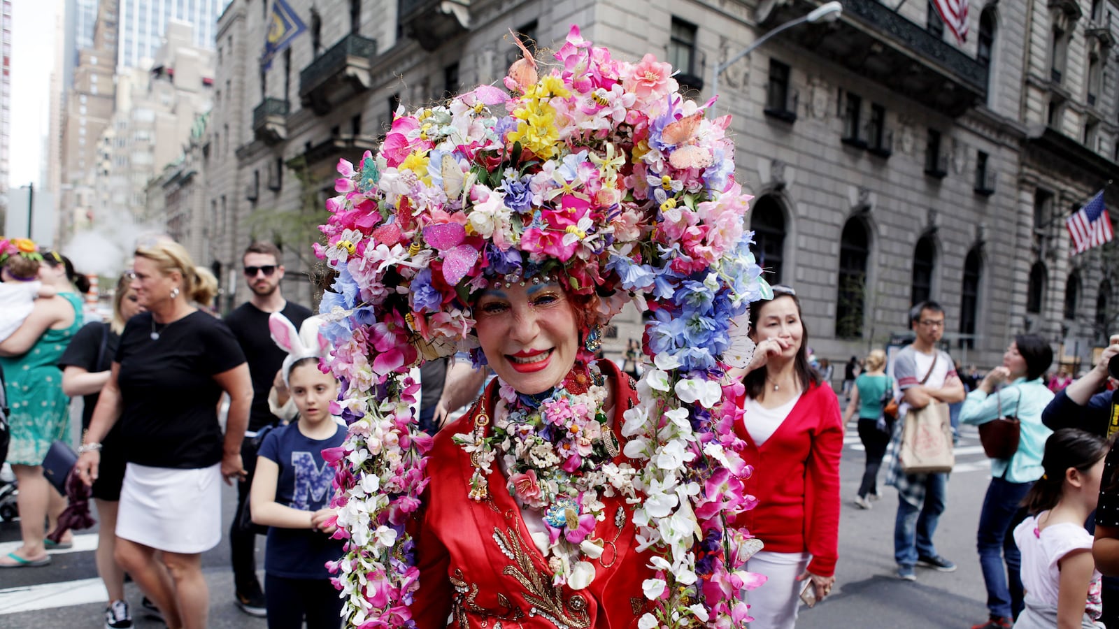 galleries/2018/01/01/easter-bonnet-parade-new-york-city/170414_easter_bonnet_tease_kzox02