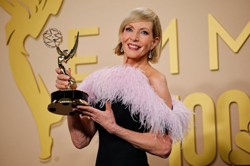 Allison Janney poses with the award for Outstanding Supporting Actress in a Drama Series Award for "The Diplomat" during the 78th Primetime Emmy Awards in Los Angeles, California, U.S., September 14, 2026. REUTERS/Mike Blake