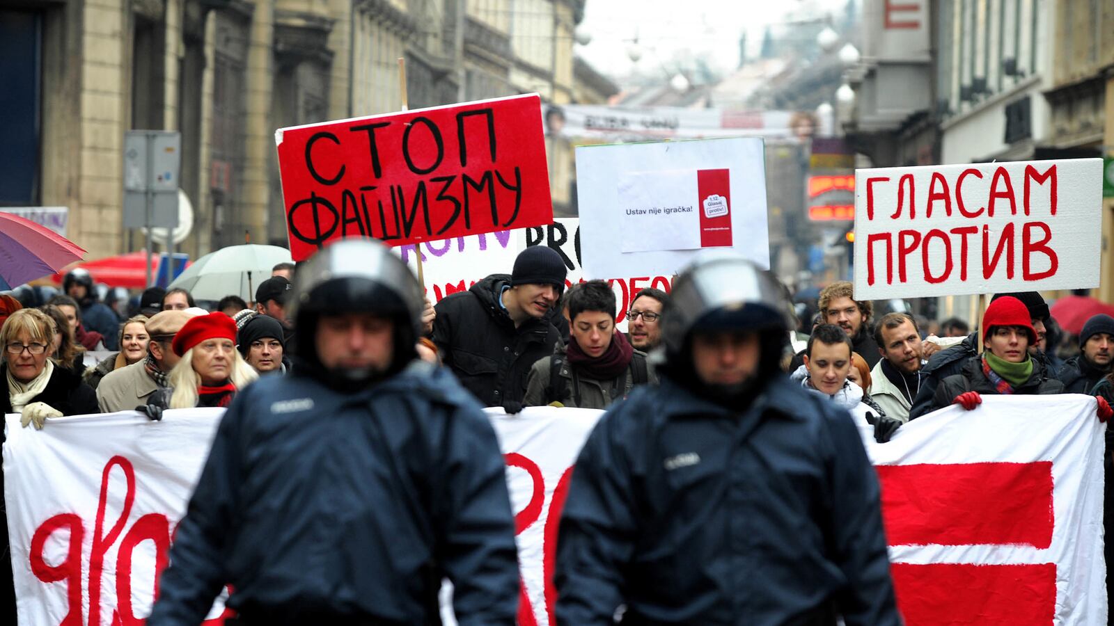 cheats/2013/12/01/croatia-votes-on-gay-marriage-ban/131201-croatia-gay-rights_gjygxe