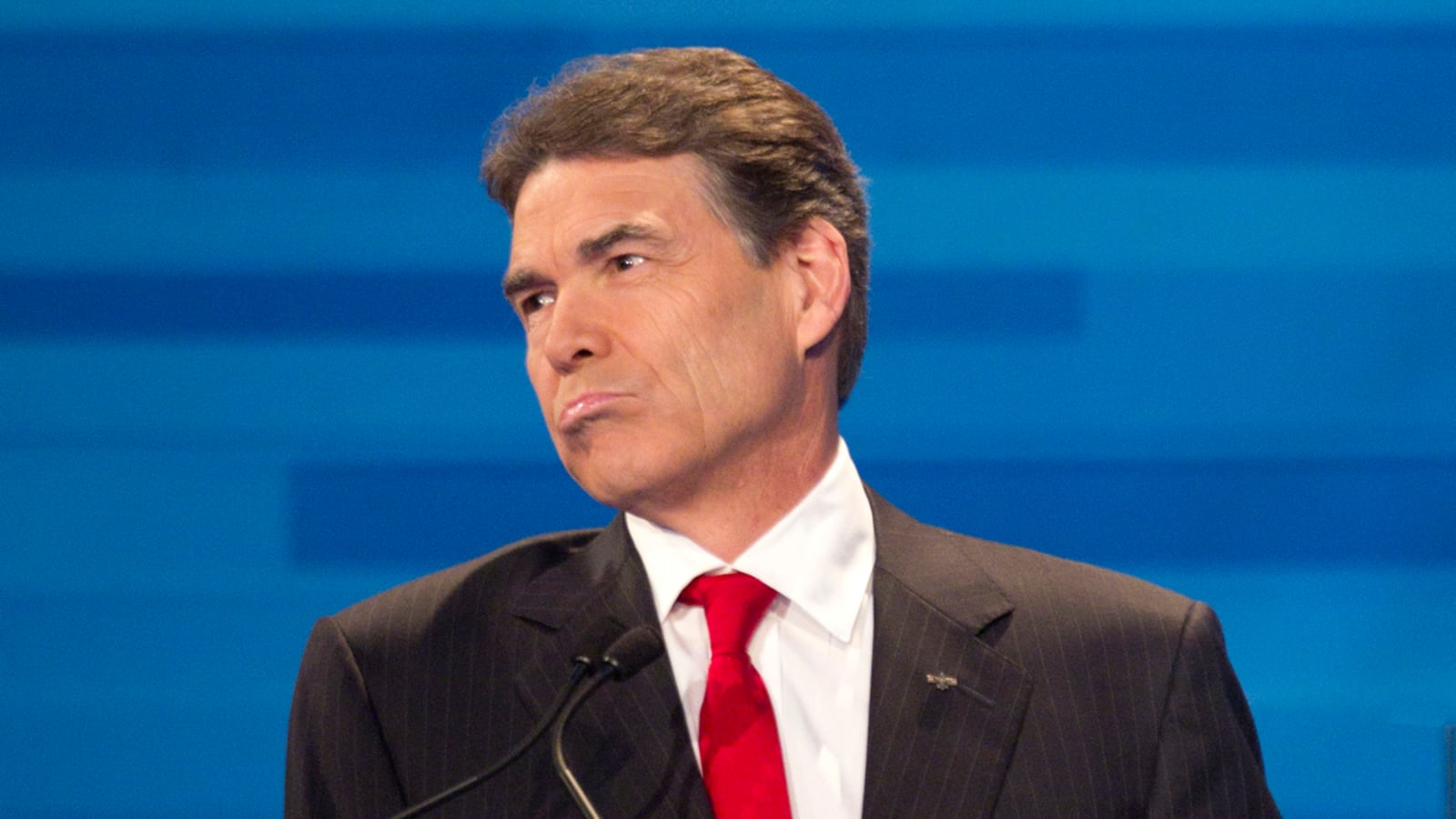 articles/2012/01/19/why-the-rick-perry-ship-went-down/rick-perry-last-bump-murphy_p3qnea