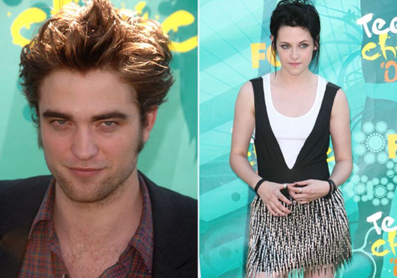 galleries/2009/08/10/teen-choice-awards/teen-choice-awards---pattinson-stewart_ertpgc