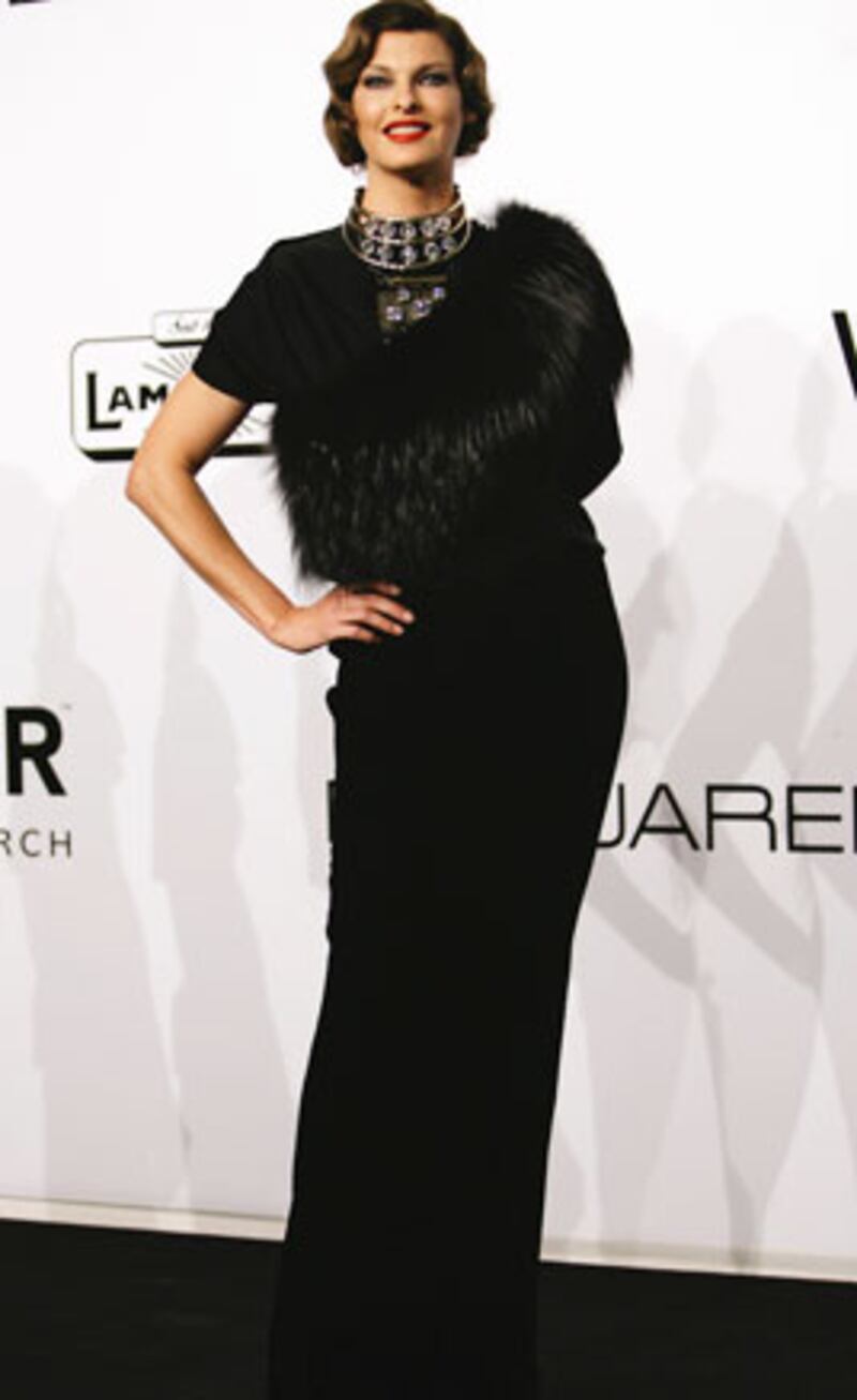 galleries/2009/09/29/aids-fundraiser-in-milan/amfar-dinner---evangelista_xuzhmv