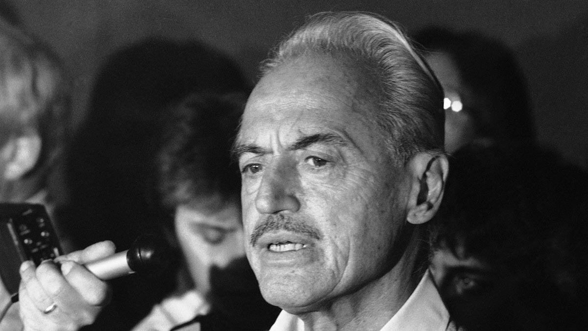 cheats/2012/11/27/baseball-s-marvin-miller-dies/marvin-miller-union-leader-obit-cheat_gt0ybx