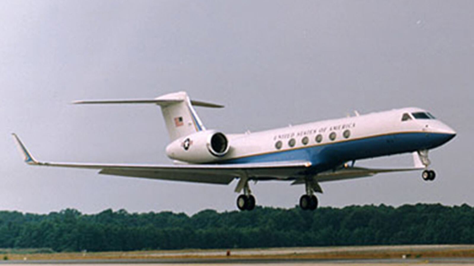 articles/2011/06/13/congressional-travel-spikes-despite-vows-of-austerity/congress-travel-colarusso_vbnrru