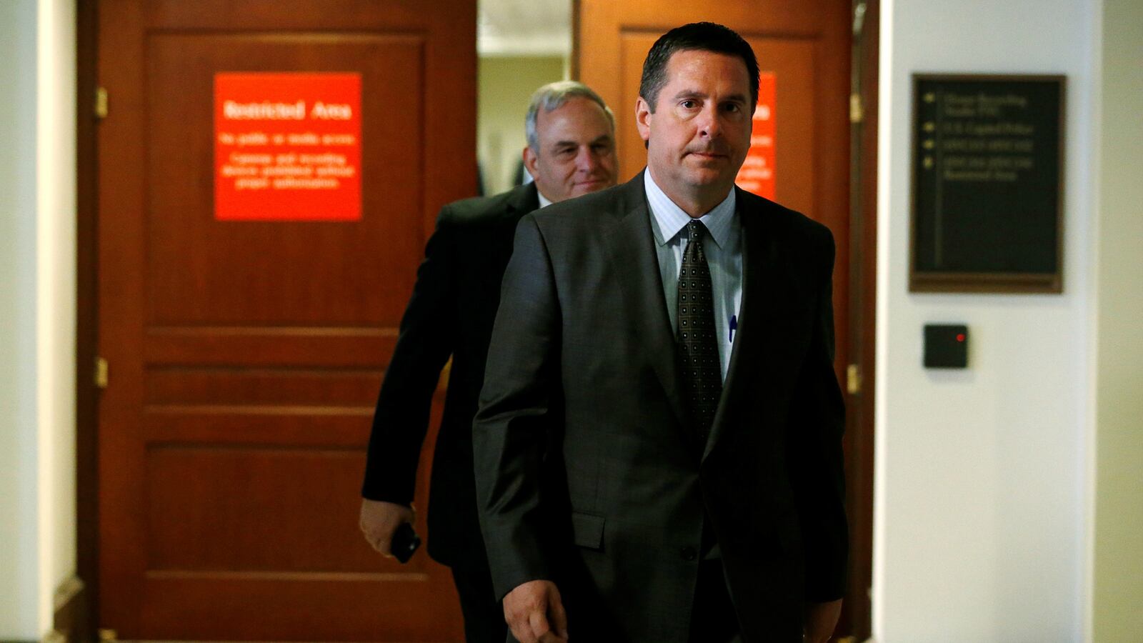 171010-nunes-cheat_nldbm9