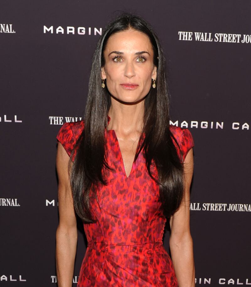 galleries/2012/02/21/whom-jeremy-lin-should-date-kim-kardashian-vanessa-bryant-and-more-photos/jeremy-lin-dating-demi-moore_pbhvcm