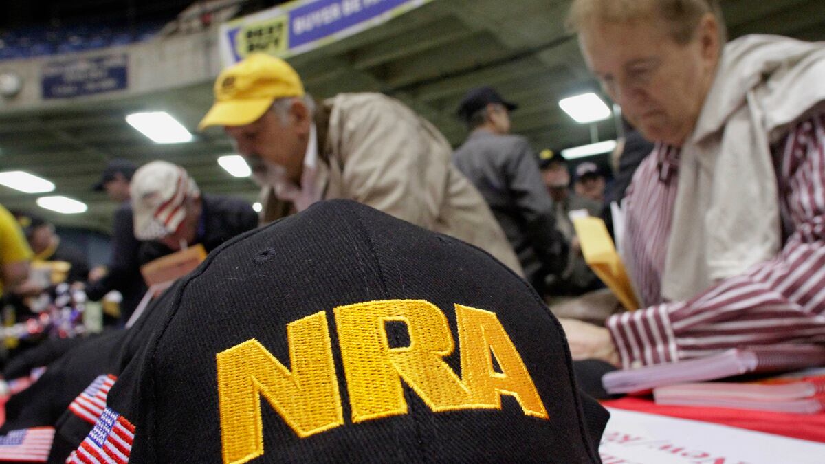 articles/2012/07/22/the-national-rifle-association-s-bizarre-colorado-response/nra-evans_vivr17