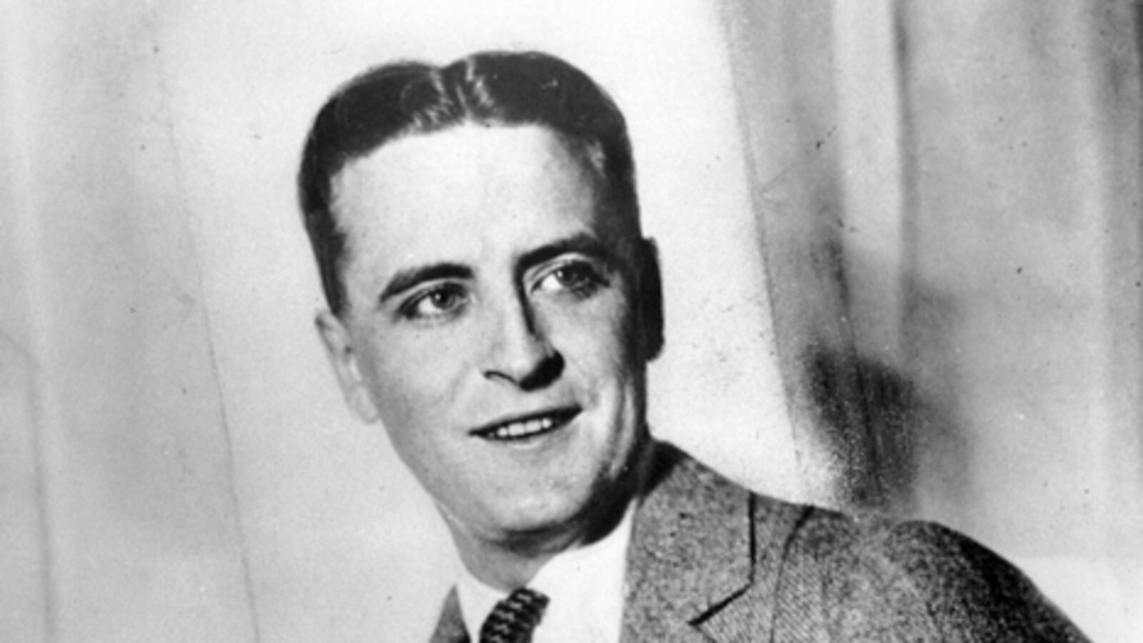 cheats/2013/01/31/f-scott-fitzgerald-s-baltimore-home-for-sale/scott-fitzgerald-books-on-booze_ugaz0z